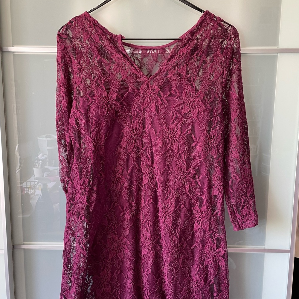 Lacey red dress